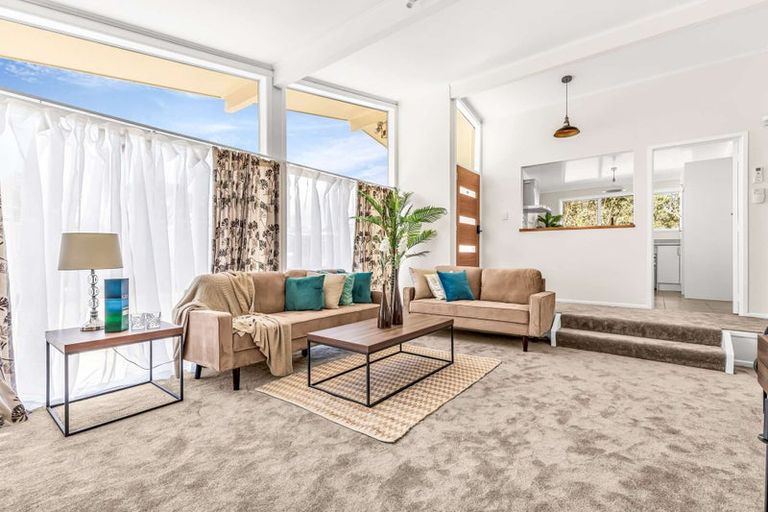 Photo of property in 116 Birkdale Road, Birkdale, Auckland, 0626