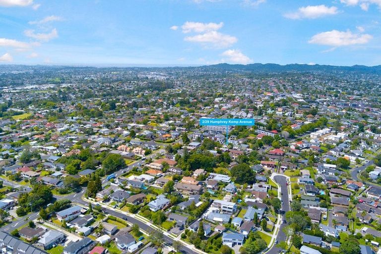 Photo of property in 2/29 Humphrey Kemp Avenue, Henderson, Auckland, 0612