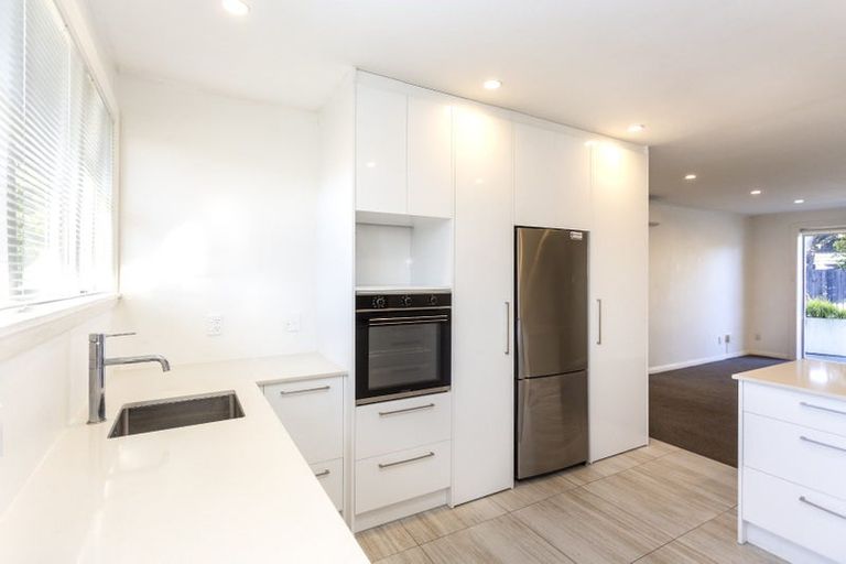 Photo of property in 41b Kotare Street, Fendalton, Christchurch, 8041