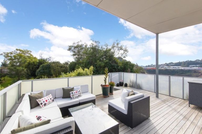 Photo of property in 10 Barrister Avenue, Mount Roskill, Auckland, 1042