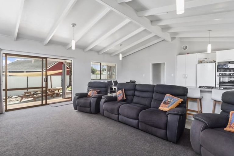 Photo of property in 10 Kanuka Place, Edgecumbe, 3120