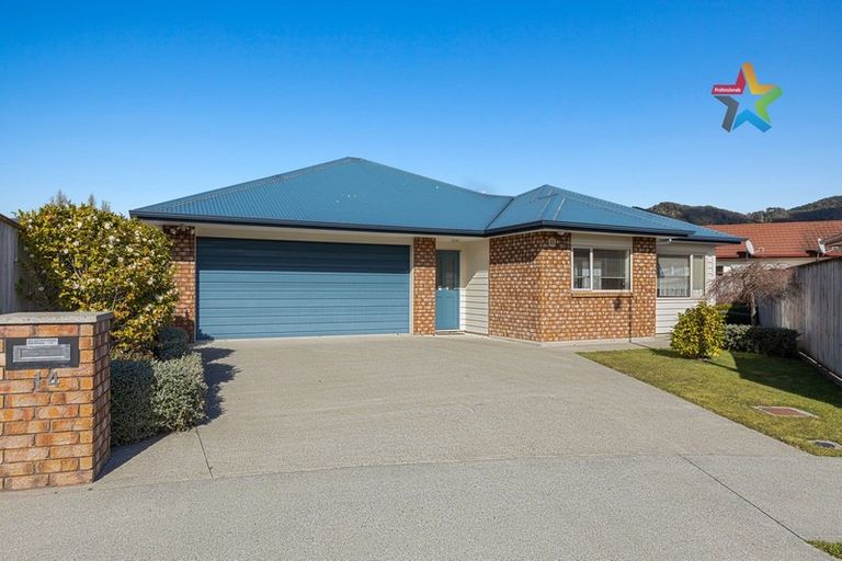 Photo of property in 14 Woodland Grove, Wainuiomata, Lower Hutt, 5014