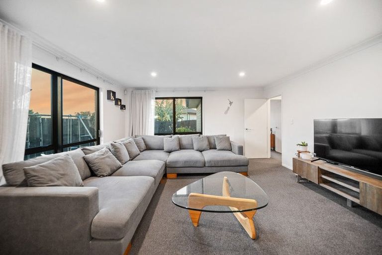 Photo of property in 5a Pukaki Road, Mangere, Auckland, 2022