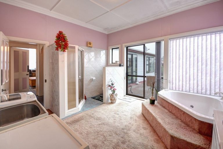 Photo of property in 45 Kirkcaldy Street, South Dunedin, Dunedin, 9012