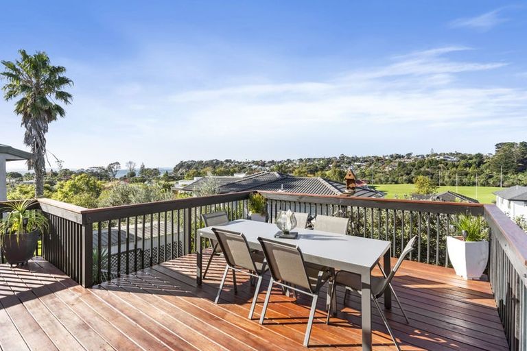 Photo of property in 33b Kauri Road, Stanmore Bay, Whangaparaoa, 0932
