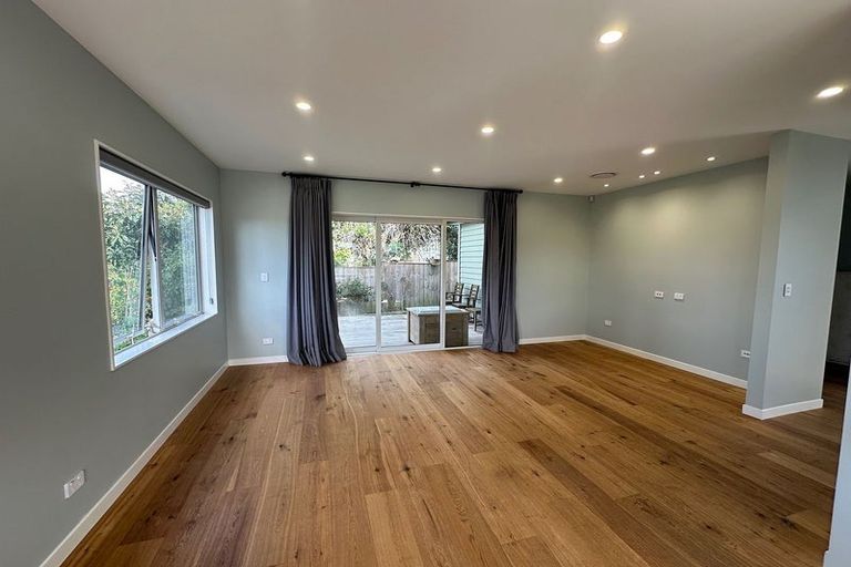 Photo of property in 17 David Street, Bayswater, Auckland, 0622
