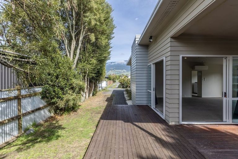 Photo of property in 2/24 Tongariro Road, Turangi, 3334