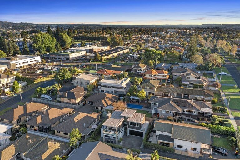 Photo of property in 118 Edgecumbe Road, Tauranga South, Tauranga, 3112