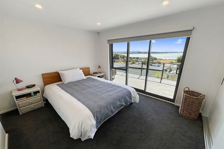Photo of property in 31 Soleares Avenue, Mount Pleasant, Christchurch, 8081