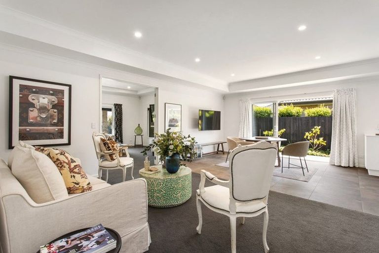 Photo of property in 49 Mokihi Gardens, Hillmorton, Christchurch, 8024