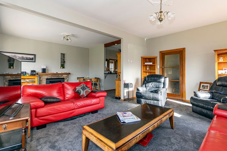 Photo of property in 12a Connolly Street, Boulcott, Lower Hutt, 5010