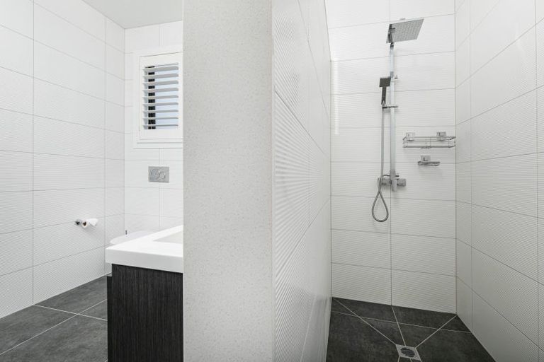 Photo of property in 80 Riverhead Point Drive, Riverhead, 0820