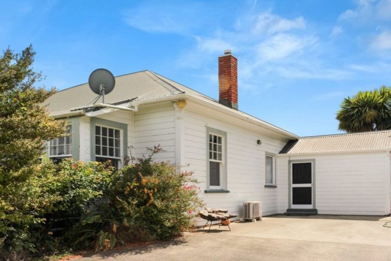 Photo of property in 144a Waikawa Road, Picton, 7220