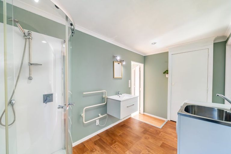 Photo of property in 1154e State Highway 2, Te Marua, Upper Hutt, 5018