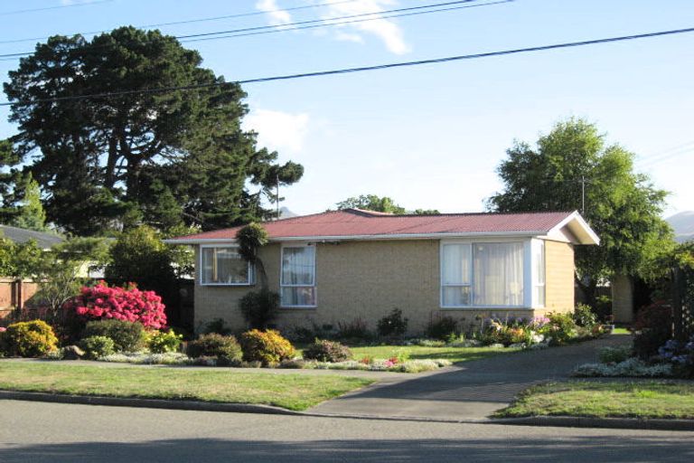 Photo of property in 5 Maces Road, Bromley, Christchurch, 8062