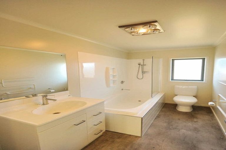 Photo of property in 65 Barnes Street, Pegasus, 7612