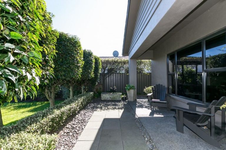 Photo of property in Heynes Place, 31 Heynes Place, Clive, 4102