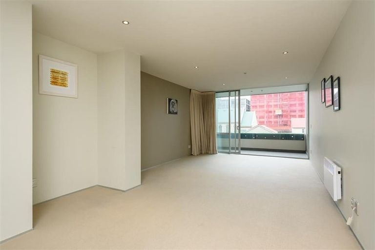 Photo of property in Sanctum Apartments, 22/10b Ebor Street, Te Aro, Wellington, 6011