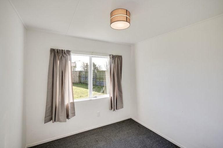 Photo of property in 355 Flaxmere Avenue, Flaxmere, Hastings, 4120