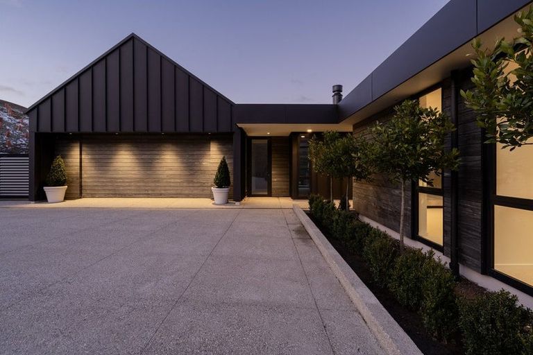 Photo of property in 207 Littles Road, Dalefield, Queenstown, 9371