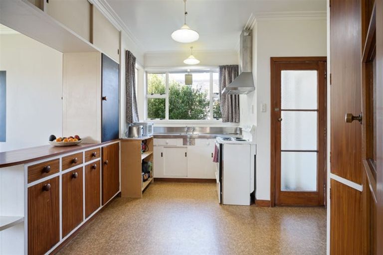 Photo of property in 122 Glandovey Road, Strowan, Christchurch, 8052