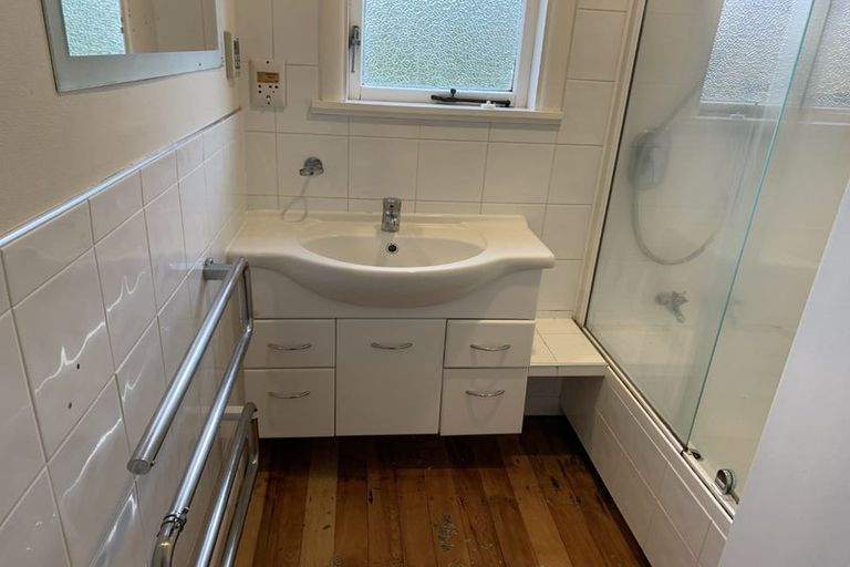 Photo of property in 42 Bretton Terrace, Hillcrest, Hamilton, 3216