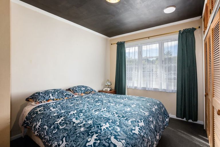 Photo of property in 6 Wood Street, Wainuiomata, Lower Hutt, 5014