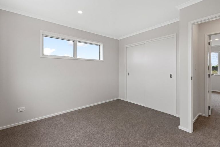 Photo of property in 35 Hayfield Way, Karaka, Papakura, 2113