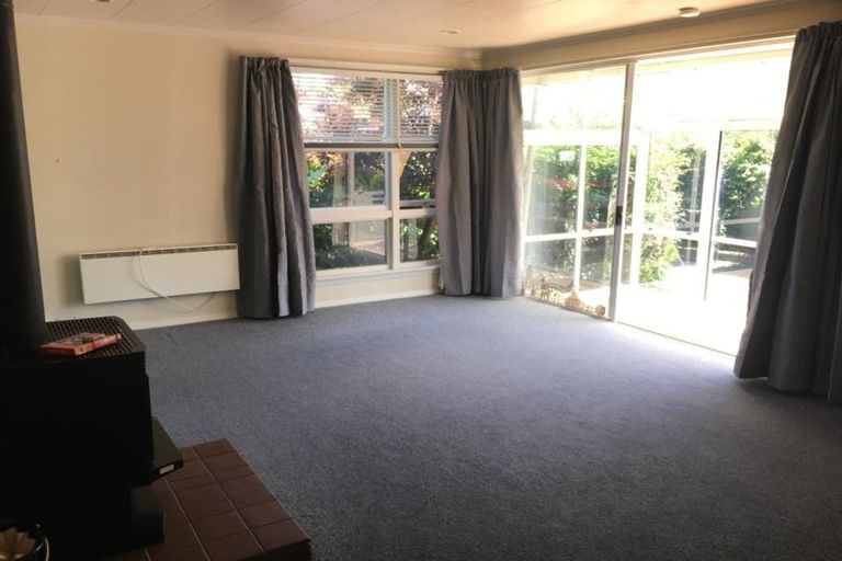 Photo of property in 156 Burwood Road, Burwood, Christchurch, 8083