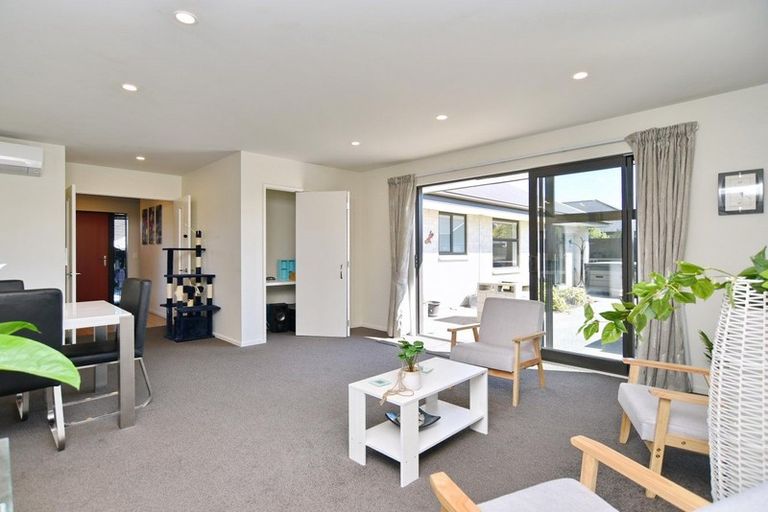 Photo of property in 12b Watkins Drive, Rangiora, 7400