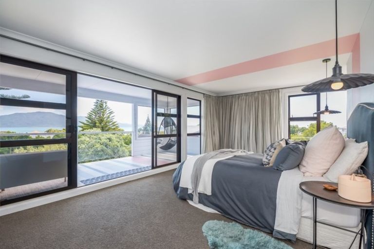 Photo of property in 17 Douglas Street, Paraparaumu Beach, Paraparaumu, 5032