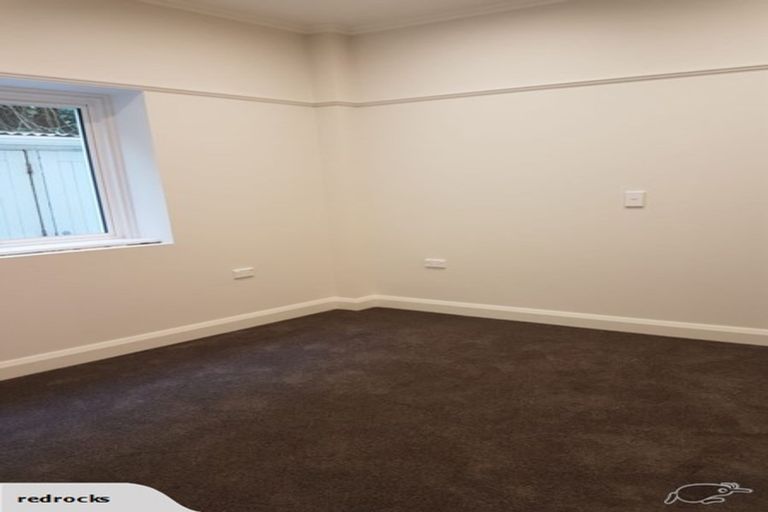 Photo of property in Fountain Court, 17/48 Oriental Parade, Oriental Bay, Wellington, 6011