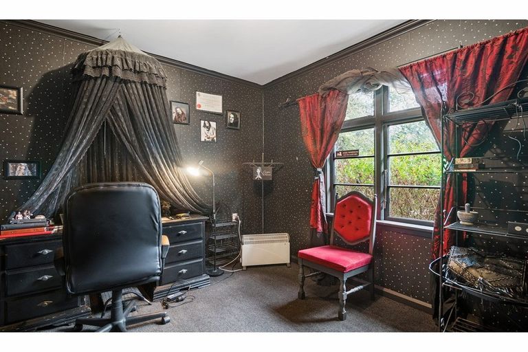 Photo of property in 141 Poranui Beach Road, Little River, 7591