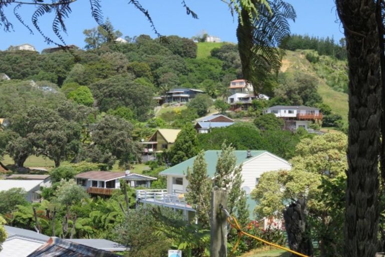 Photo of property in 212 Russell Bruce Place, Onemana, Whangamata, 3691