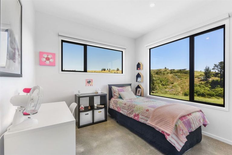 Photo of property in 38 Martin Conway Road, Upper Moutere, 7081