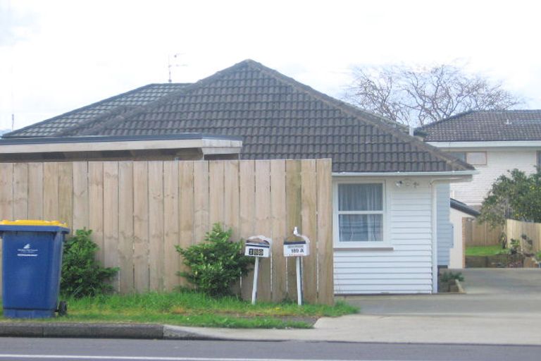 Photo of property in 189 Te Atatu Road, Te Atatu South, Auckland, 0610