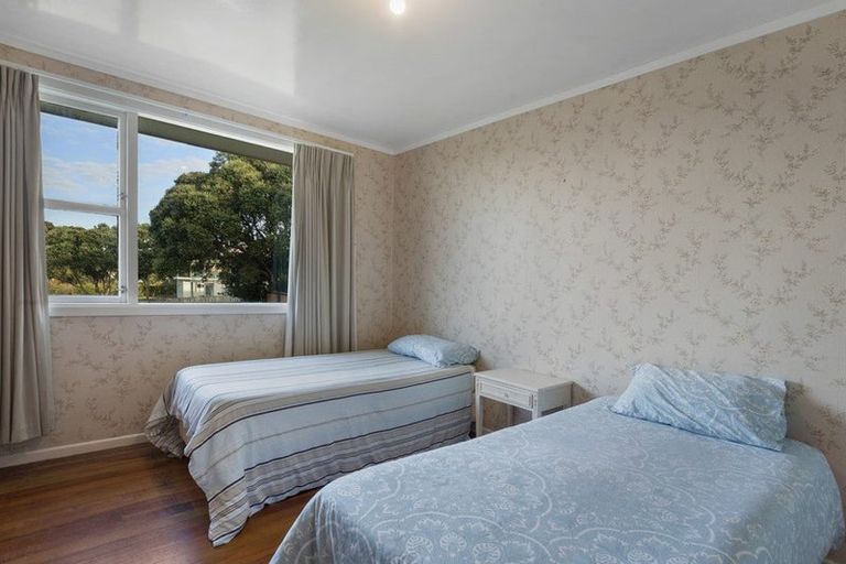 Photo of property in 2 Hillary Street, Waihi Beach, 3611