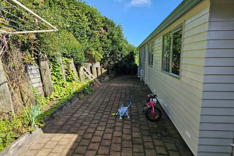Photo of property in 47 Victory Street, Welcome Bay, Tauranga, 3112