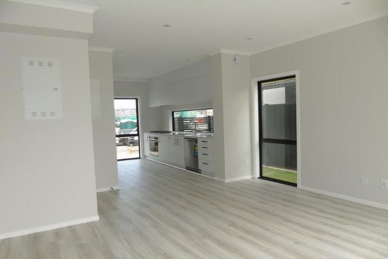 Photo of property in 13 Balmerino Lane, Wallaceville, Upper Hutt, 5018