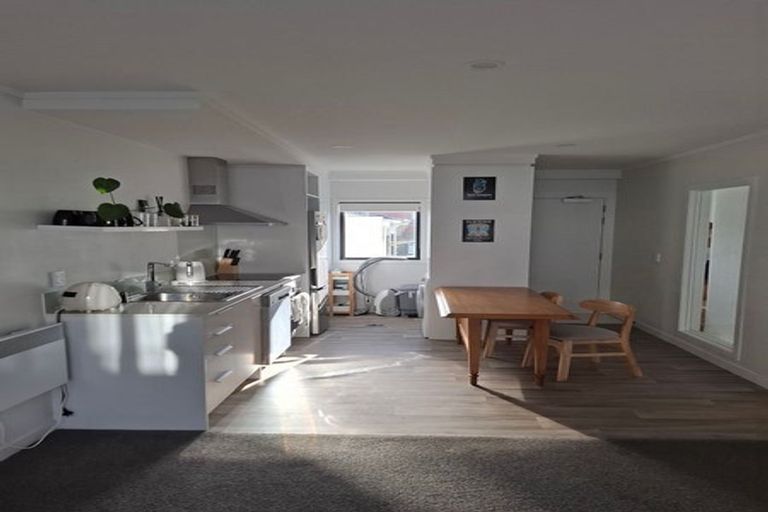 Photo of property in 8/16c Constable Street, Newtown, Wellington, 6021