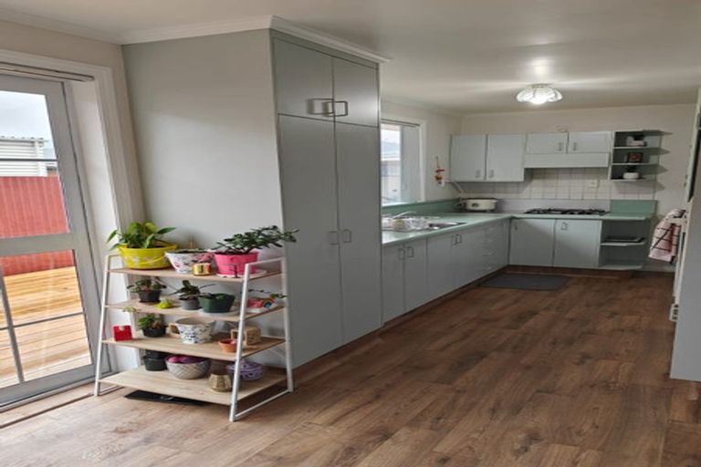 Photo of property in 14 Rongonui Street, Elderslea, Upper Hutt, 5018