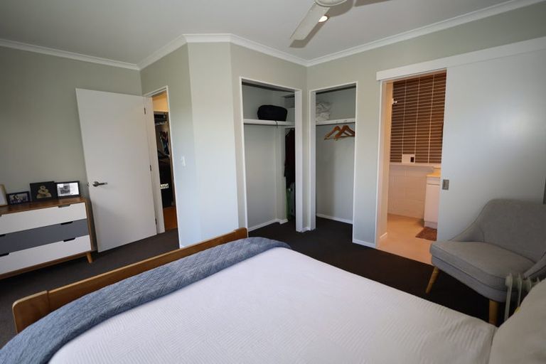 Photo of property in 4b Langstone Street, Welcome Bay, Tauranga, 3112