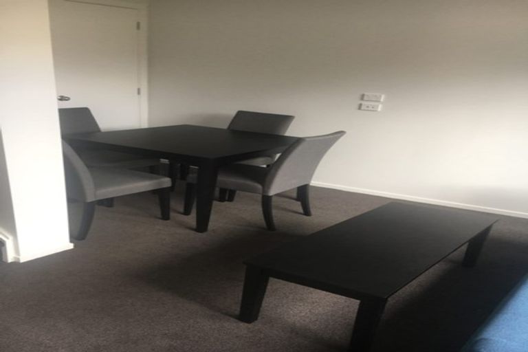 Photo of property in 2/113 Knighton Road, Hillcrest, Hamilton, 3216