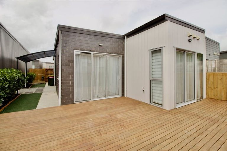 Photo of property in 7 Heri Lane, Westgate, Auckland, 0814