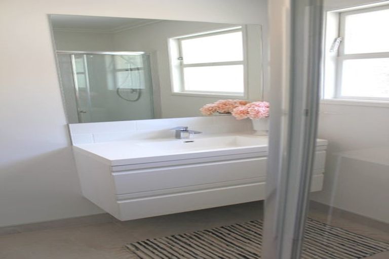 Photo of property in 4 Linklater Avenue, Bellevue, Tauranga, 3110