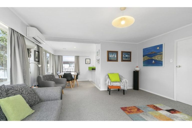 Photo of property in 3 Ruru Crescent, Heretaunga, Upper Hutt, 5018