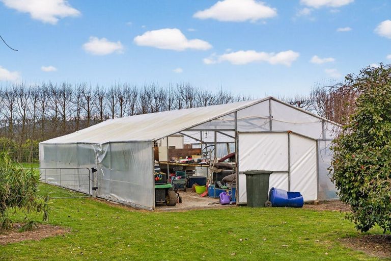 Photo of property in 8 Ingram Road, Waerengaahika, Gisborne, 4071