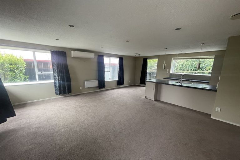 Photo of property in 1/19 Moreland Avenue, Papanui, Christchurch, 8053