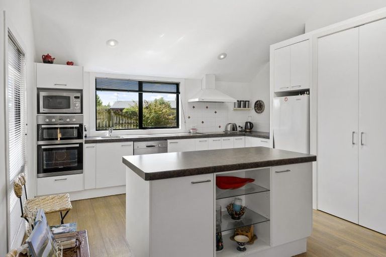 Photo of property in 16 Devon Crescent, Darfield, 7510