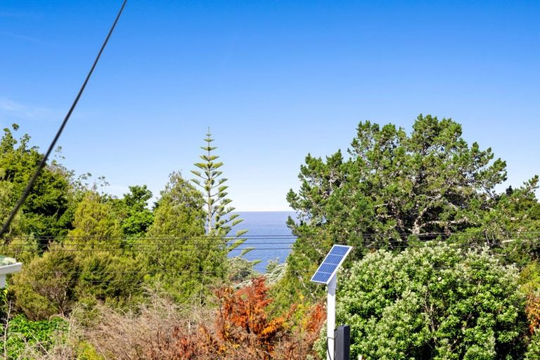 Photo of property in 26 Seatoun Avenue, Leigh, Warkworth, 0985